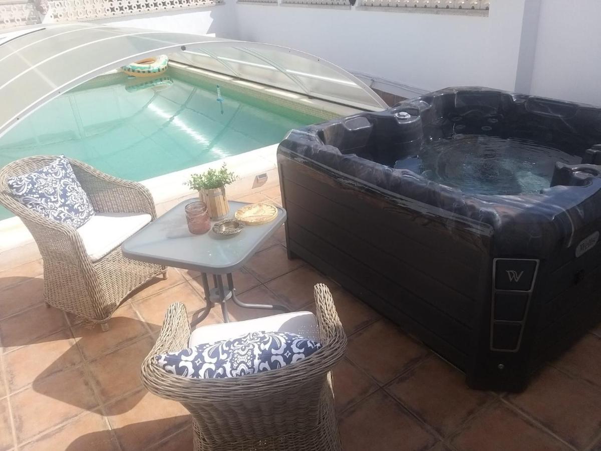 Tienda Linda Hotel Puebla de Vallbona Ngoại thất bức ảnh